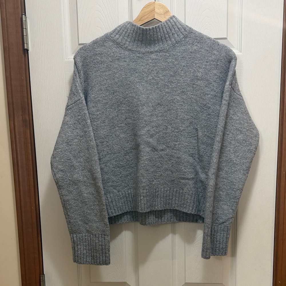 Double Zero Heather Gray Turtleneck Sweater